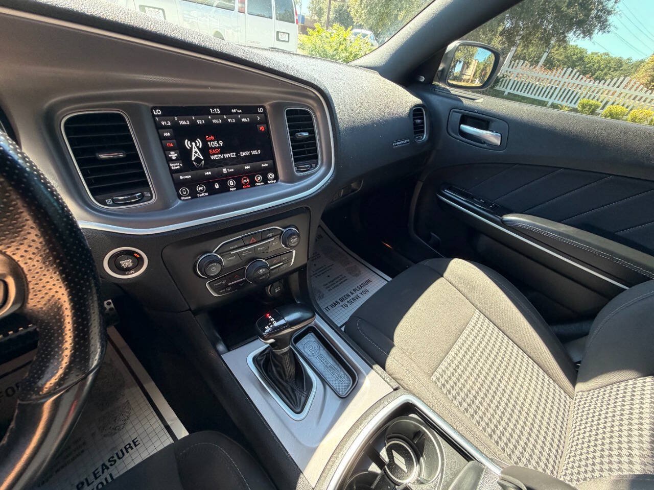 Used 2022 Dodge Charger GT w/ Driver Convenience Group RWD image 16