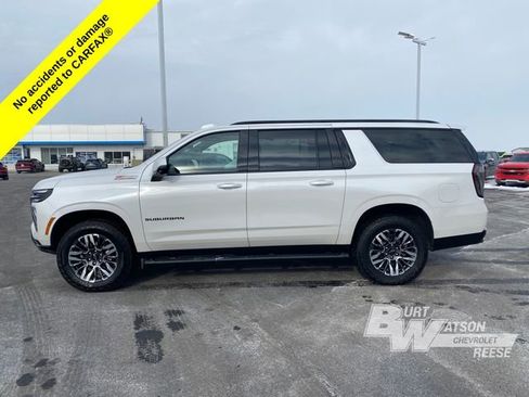 Used 2025 Chevrolet Suburban Z71 w/ Comfort Package image 3