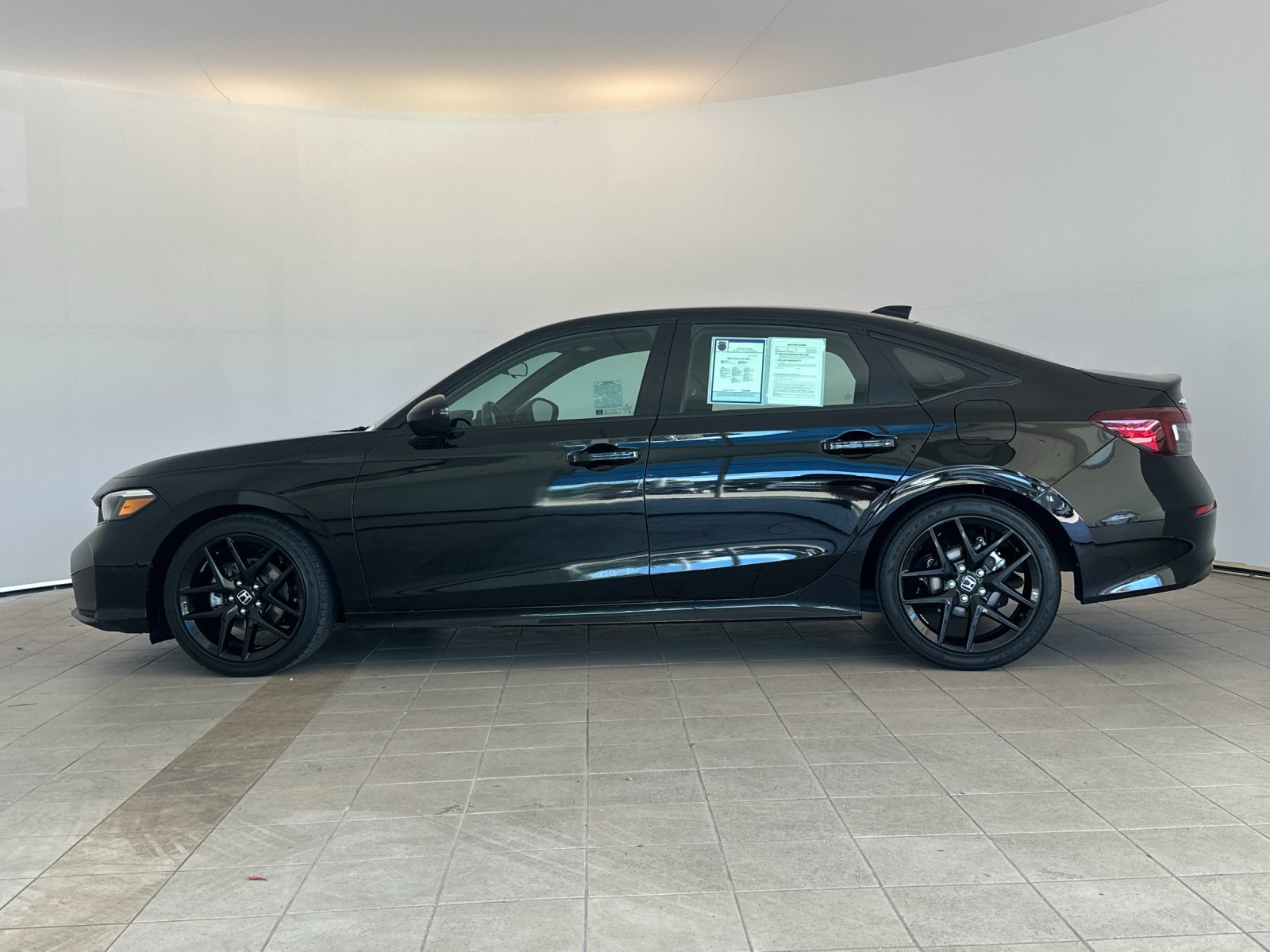 Used 2025 Honda Civic Sport image 3