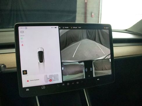 Used 2021 Tesla Model Y Long Range image 31