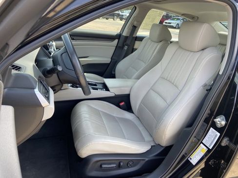 Used 2018 Honda Accord EX-L image 18