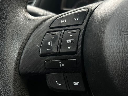 Used 2014 MAZDA MAZDA3 i Sport image 31