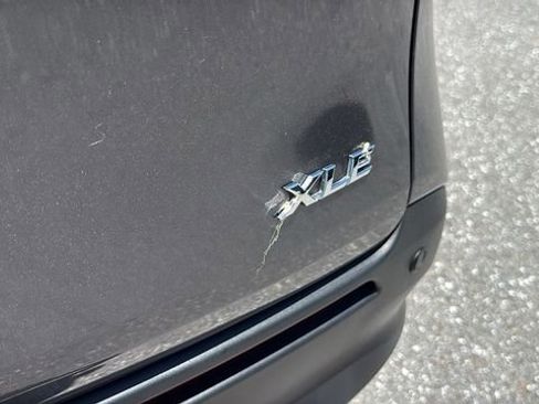 Used 2025 Toyota Sienna XLE FWD image 8
