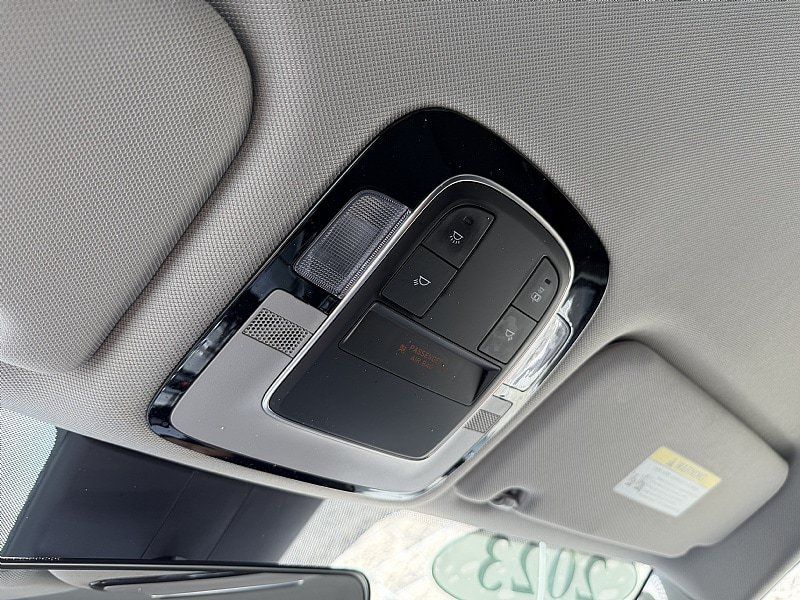 Used 2023 Hyundai Santa Fe SE AWD/4WD image 20