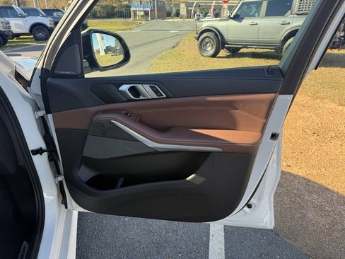 Used 2023 BMW X5 xDrive45e w/ Executive Package image 32