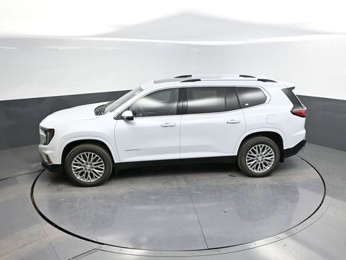 New 2026 GMC Acadia Denali w/ Super Cruise Package image 36