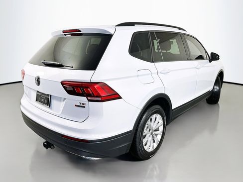 Used 2018 Volkswagen Tiguan S image 7