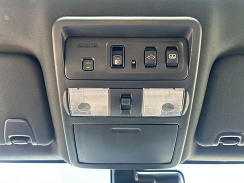 Used 2024 Nissan Titan Platinum Reserve w/ Moonroof Package AWD/4WD image 20