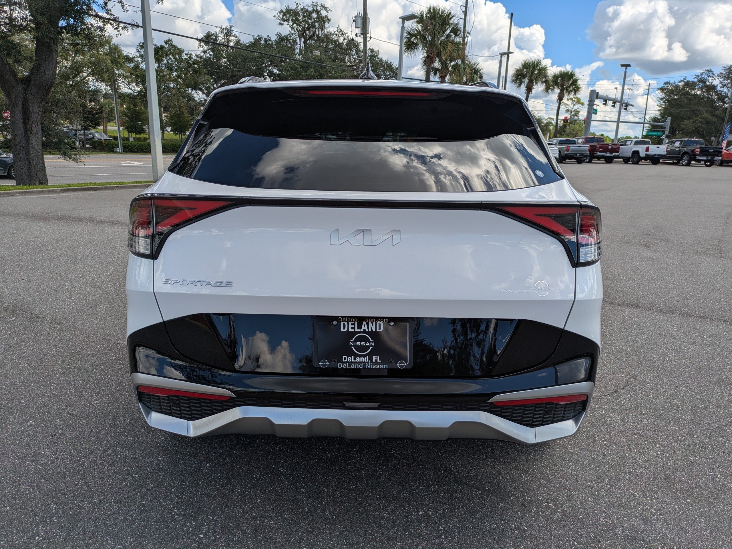 Used 2025 Kia Sportage SX FWD image 5