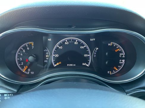 Used 2020 Jeep Grand Cherokee Altitude image 9