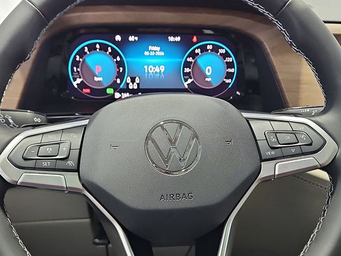 New 2026 Volkswagen Atlas SE FWD image 22