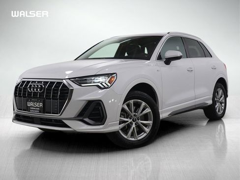 Used 2025 Audi Q3 2.0T Premium image 1