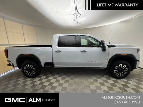 New 2026 GMC Sierra 2500 Denali Ultimate AWD/4WD image 5