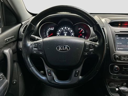 Used 2014 Kia Sorento SX w/ 3rd Row Package image 11