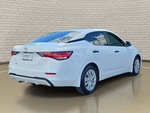 Used 2025 Nissan Sentra S FWD image 5