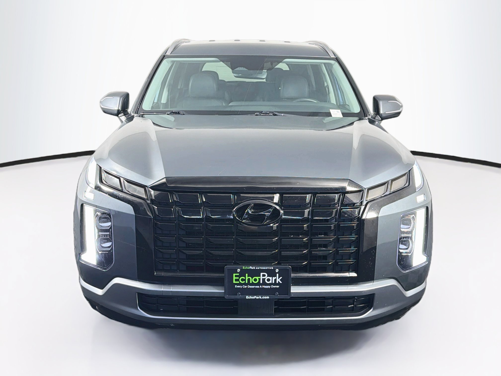 Used 2025 Hyundai Palisade SEL FWD image 2