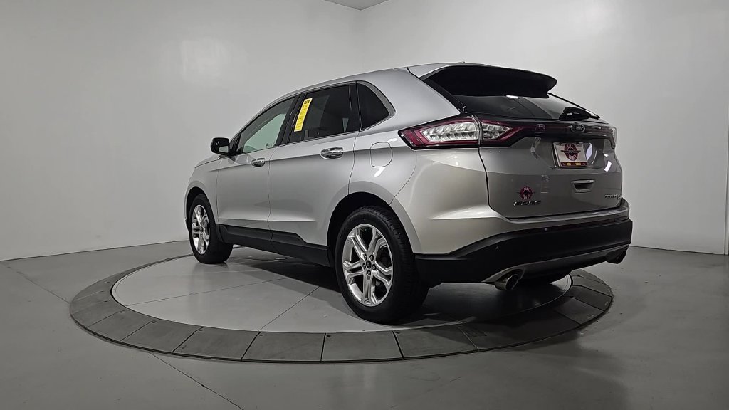 Used 2018 Ford Edge Titanium AWD/4WD image 3