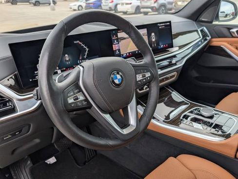 Used 2025 BMW X5 xDrive40i image 9