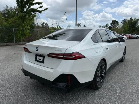 Used 2024 BMW 530i w/ M Sport Package image 9