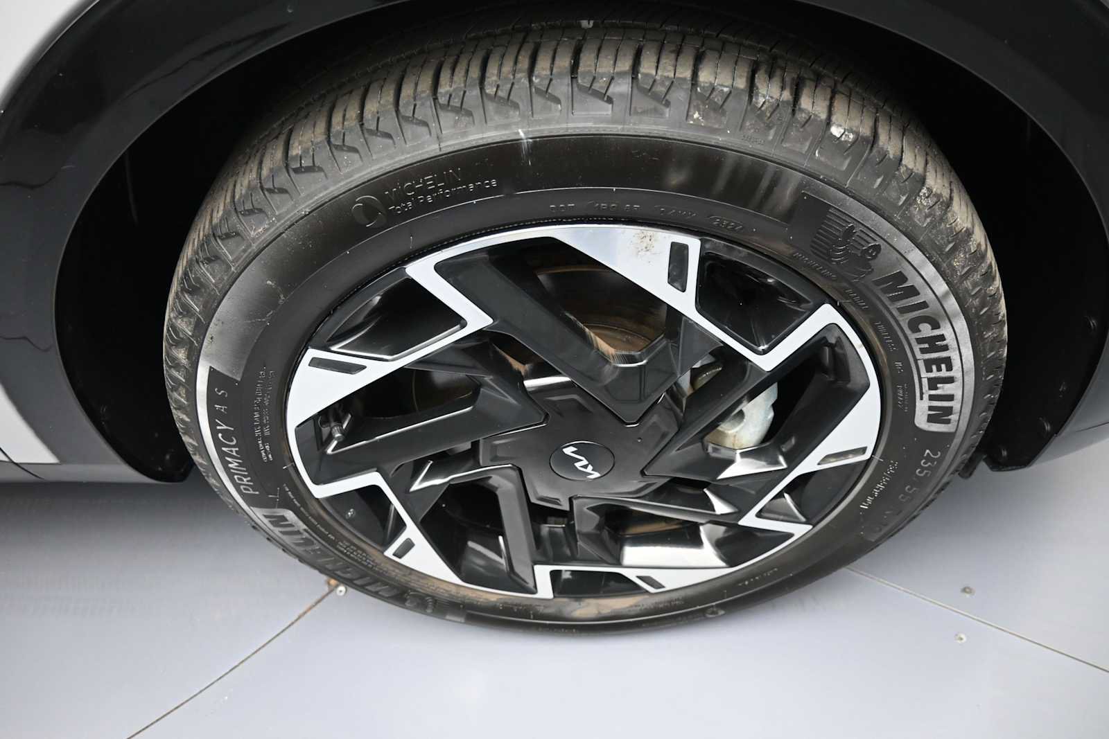 Used 2025 Kia Sportage SX FWD image 12