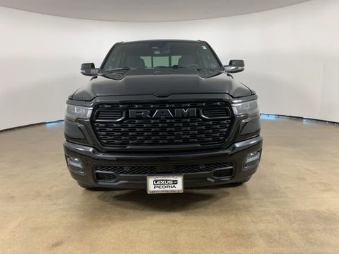 Used 2025 RAM 1500 Big Horn AWD/4WD image 3