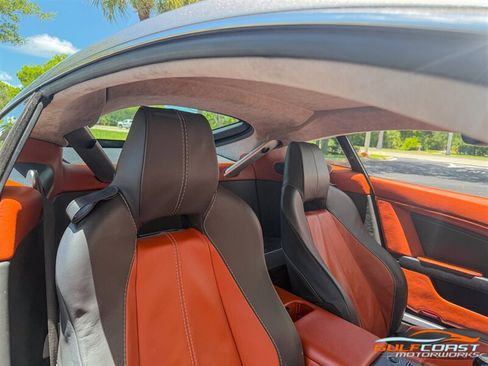 Used 2007 Aston Martin V8 Vantage Coupe RWD image 29