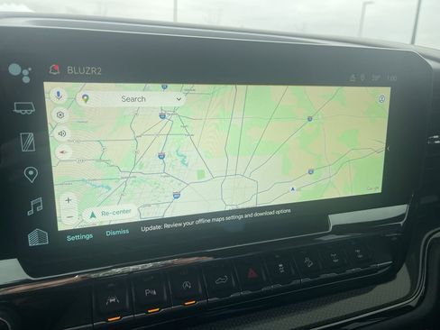 Used 2022 Chevrolet Silverado 1500 ZR2 w/ Technology Package image 18