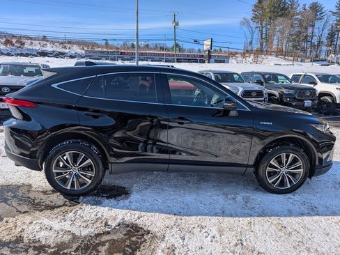 Certified 2021 Toyota Venza LE image 10