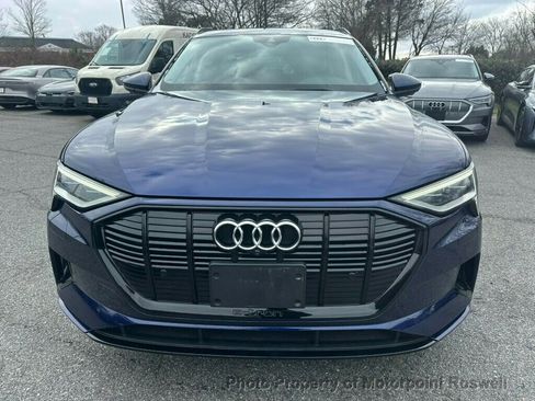 Used 2021 Audi e-tron Premium Plus w/ Premium Plus Package image 3