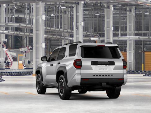 New 2026 Toyota 4Runner TRD Off-Road Premium AWD/4WD image 9