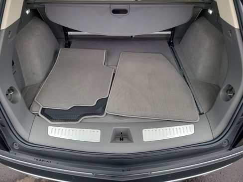 Used 2022 Cadillac XT5 Premium Luxury image 40