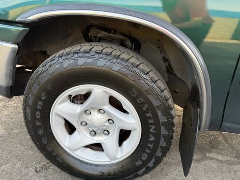 Used 2002 Toyota Tundra SR5 image 16