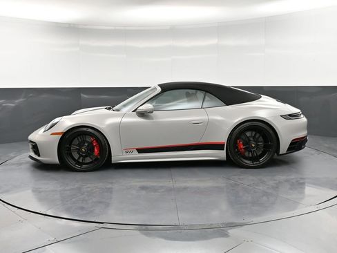 Certified 2024 Porsche 911 Carrera GTS RWD image 2