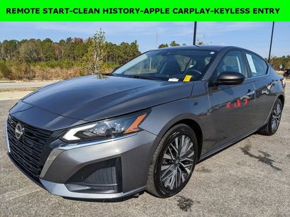 Used 2024 Nissan Altima 2.5 SV