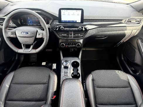 New 2026 Ford Escape ST-Line w/ Cold Weather Package image 9