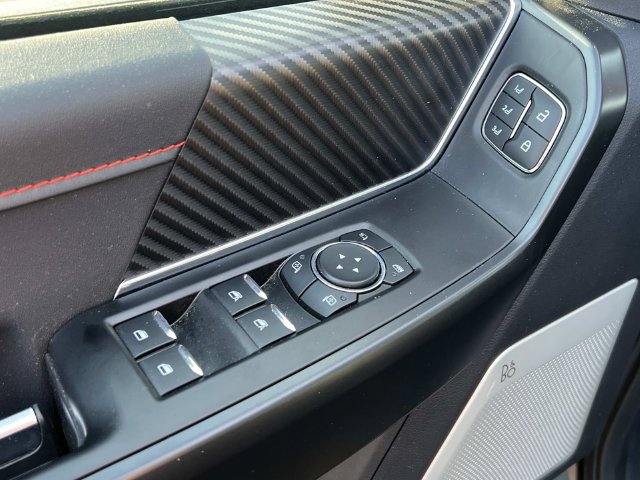 Used 2025 Ford F150 Raptor AWD/4WD image 19
