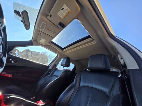 Used 2012 Nissan Juke SL w/ Chrome Pkg image 13