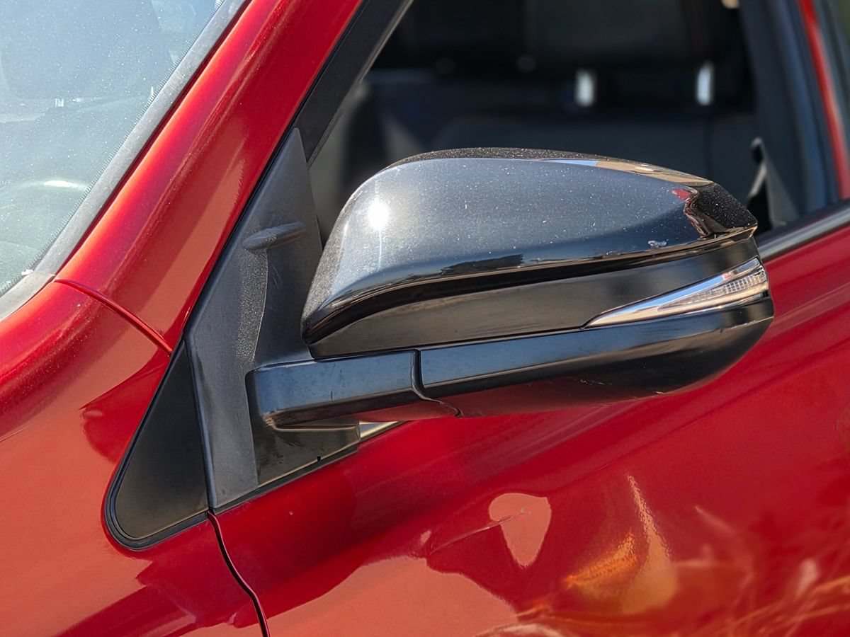 Used 2017 Toyota RAV4 SE FWD image 8