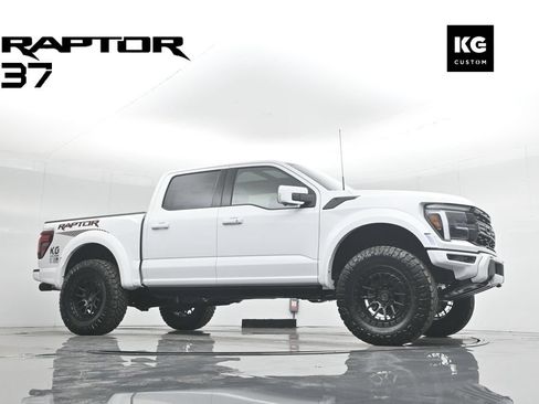Used 2025 Ford F150 Raptor AWD/4WD image 2