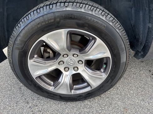 Used 2020 RAM 1500 Laramie image 49