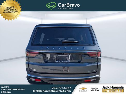Used 2022 Jeep Wagoneer Series III w/ Flexible Seating Group AWD/4WD image 4
