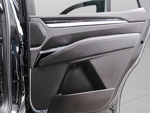 Used 2025 Cadillac Escalade Sport w/ Touring Package image 33