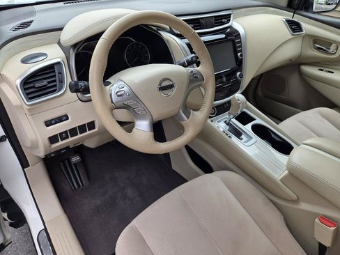 Used 2018 Nissan Murano SV AWD/4WD image 12