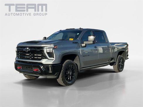 Used 2025 Chevrolet Silverado 2500 LTZ w/ Trail Boss Package image 3