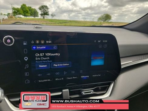 Used 2026 Chevrolet Equinox LT w/ Convenience Package II FWD image 29
