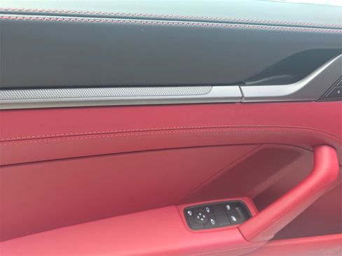 Used 2024 Porsche 911 Carrera S image 20