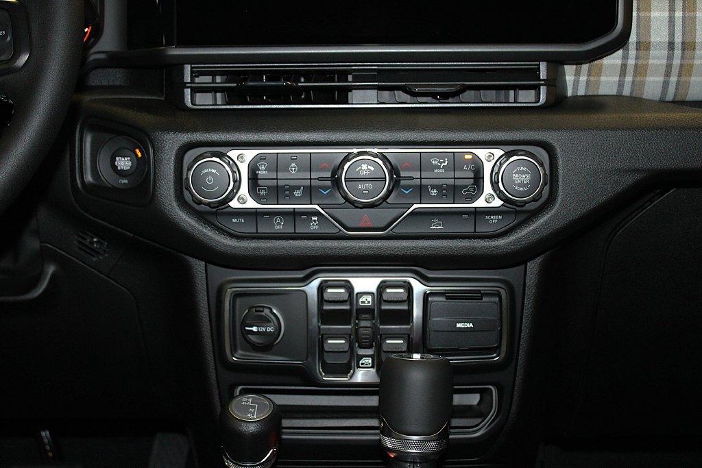 New 2026 Jeep Wrangler Unlimited Sport AWD/4WD image 20