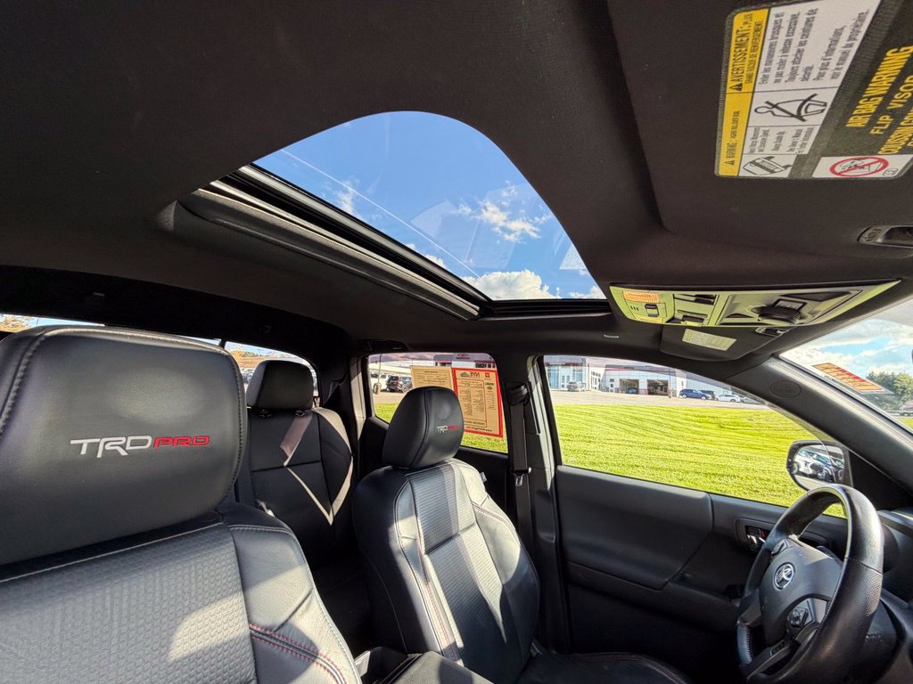 Used 2021 Toyota Tacoma TRD Pro AWD/4WD image 38