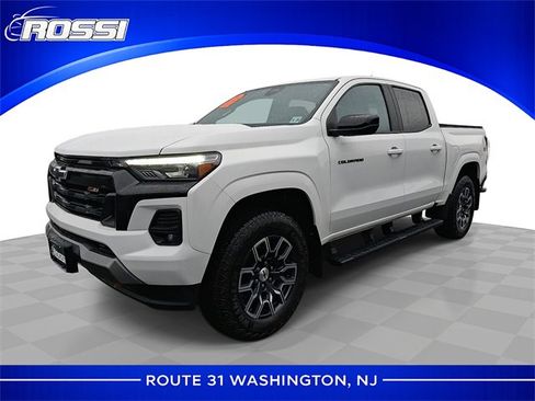 Certified 2023 Chevrolet Colorado Z71 w/ Z71 Convenience Package 2 image 1
