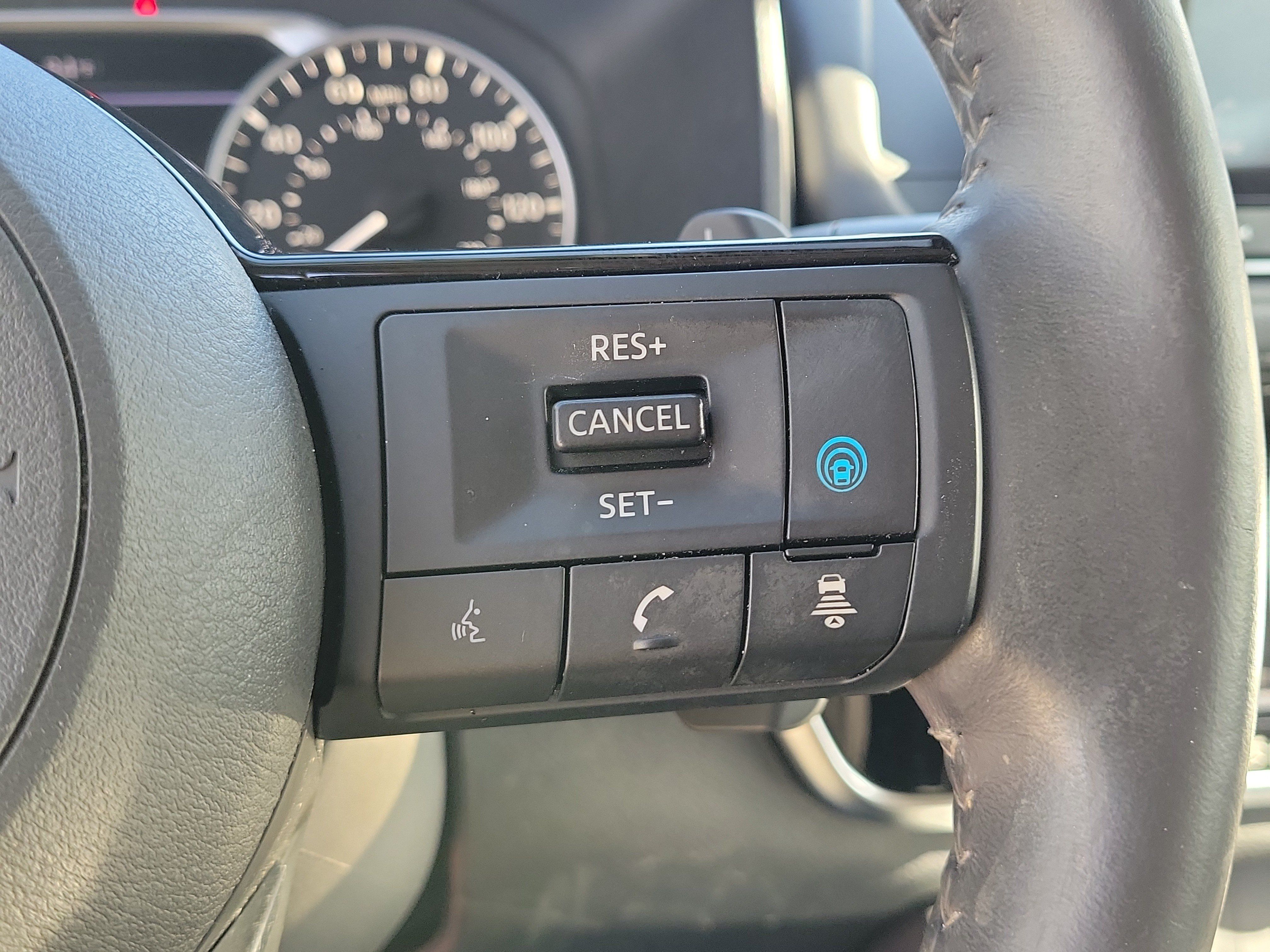 Certified 2021 Nissan Rogue SV w/ Premium Package FWD image 26